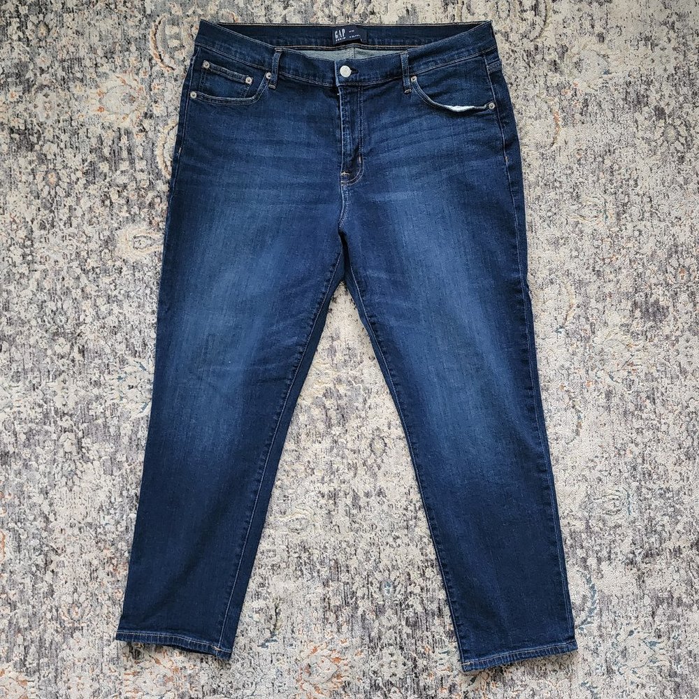 GAP Girlfriend Mid Rise Jeans